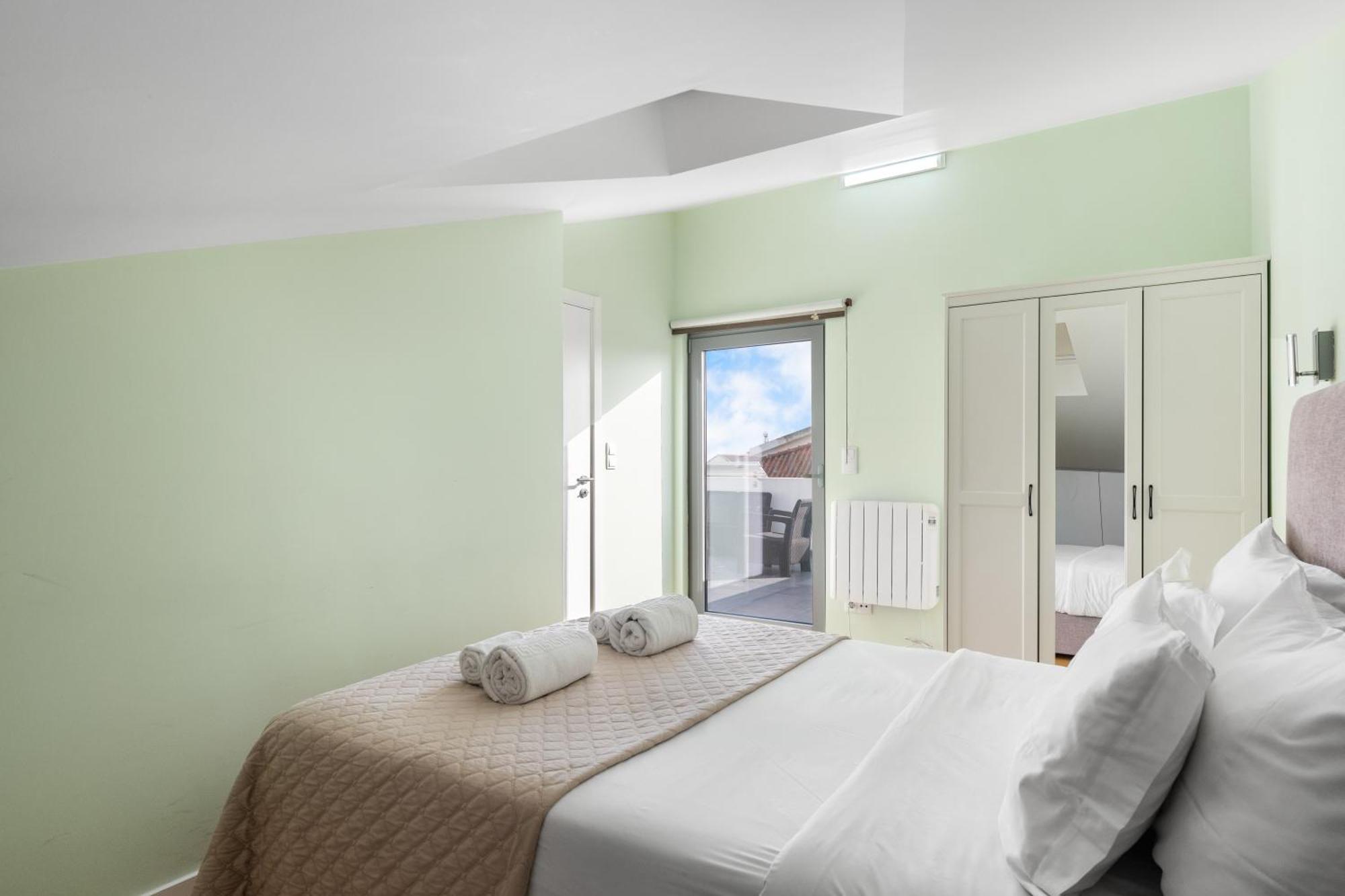 Charmy Villa Estoril By Amber Star Rent Кашкайш Экстерьер фото